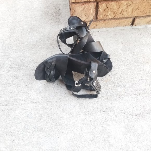 NINE WEST Rusty wedge sandal. Size 8M - Picture 3 of 7